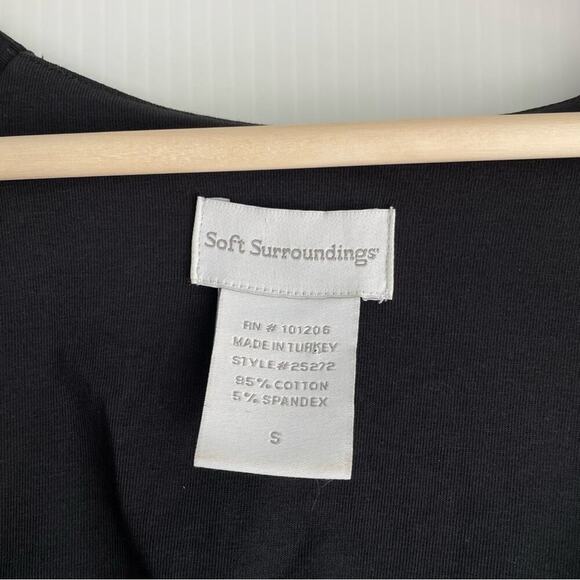 Soft Surroundings wrap dress short sleeve t-shirt style faux wrap black size S - Picture 3 of 7